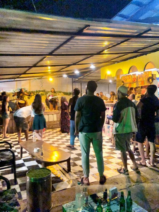 Green Rover Hostel By Gypstead Вагатор Экстерьер фото